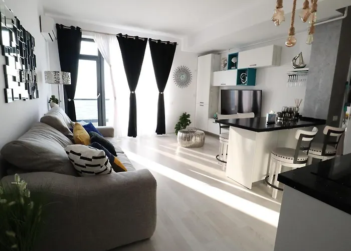 Apartman Panoramis Promenada-cezar Năvodari